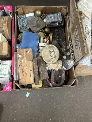 Lot 762 - One box of garage clearance items