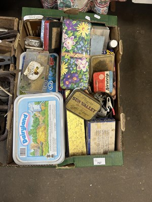 Lot 767 - One box of various workshop clearance items