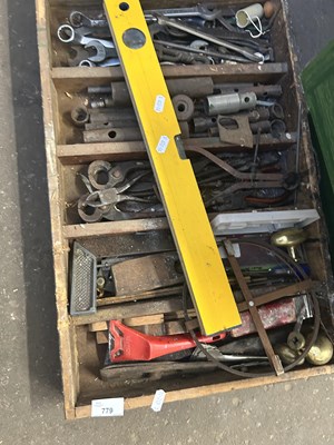 Lot 779 - One tray of various spanners, pliers and other...