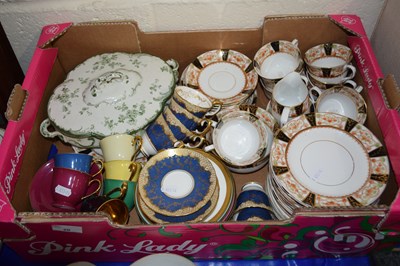 Lot 20 - Box of various tea wares