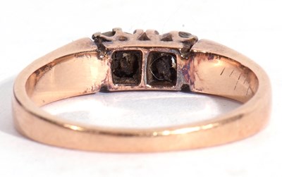 Lot 29 - Two-stone diamond ring featuring two old cut...
