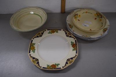 Lot 142 - Quantity of dinner wares to include a Clarice...