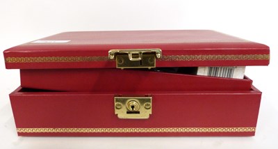 Lot 321 - Red leatherette jewel box containing costume...
