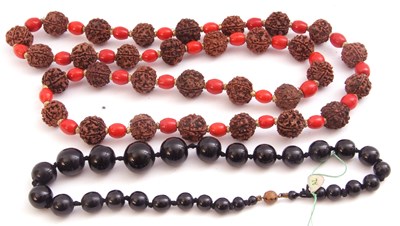 Lot 326 - Jet bead necklace (a/f) together with a husk...
