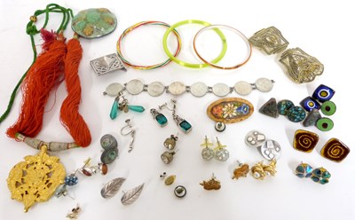 Lot 331 - Box of costume jewellery to include bangles,...
