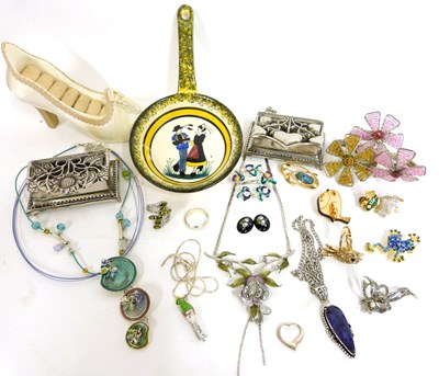 Lot 342 - Box of costume brooches, necklaces etc