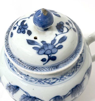 Lot 255 - An 18th Century Chinese Export teapot and...