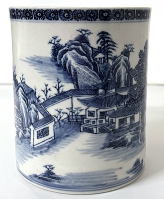 Lot 262 - An 18th Century Chinese Export porcelain...