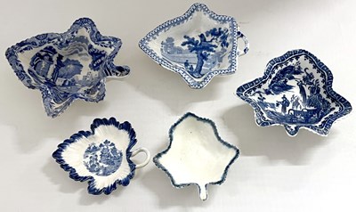 Lot 407 - A quantity of English porcelain pickle dishes...