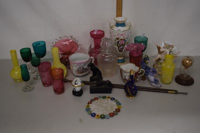 Lot 138 - Mixed Lot: Various cranberry glass vases,...