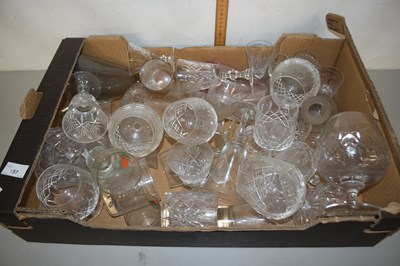 Lot 157 - Box of various assorted drinking glasses