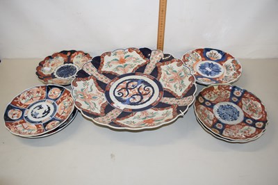 Lot 164 - Japanese Imari charger together with a...