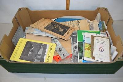 Lot 186 - A box of various vintage newspapers, ephemera,...