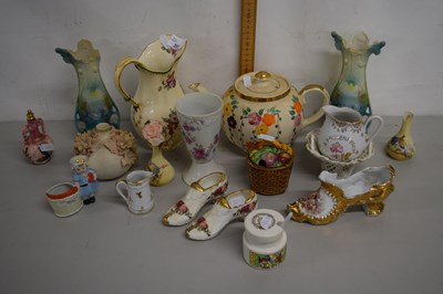 Lot 203 - Mixed Lot: Porcelain shoes, various jugs,...