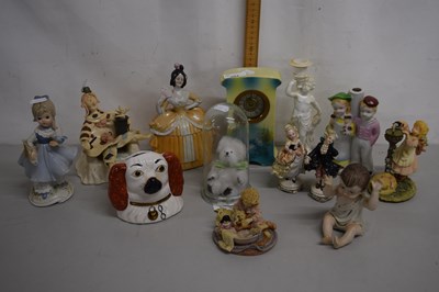 Lot 204 - Mixed Lot: Various assorted figurines,...