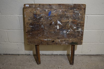 Lot 269 - A small folding pine table