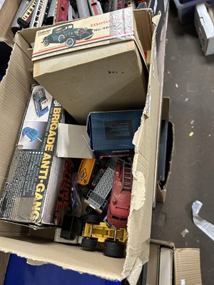 Lot 510 - Quantity of assorted toy and model cars