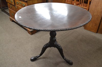 Lot 518 - A Georgian mahogany pedestal supper table with...