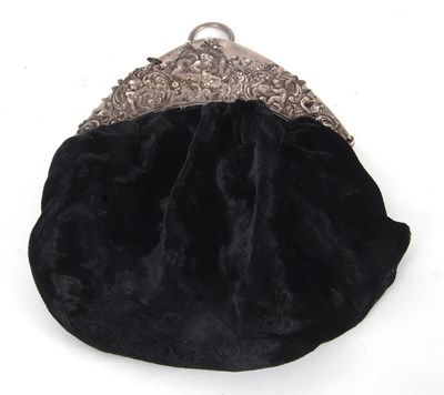 Lot 23 - A late Victorian lady's velvet evening bag,...