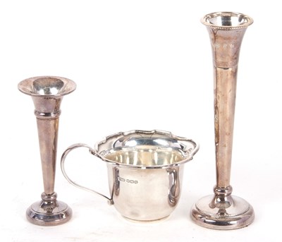 Lot 50 - Mixed Lot: George V silver mug of plain form...