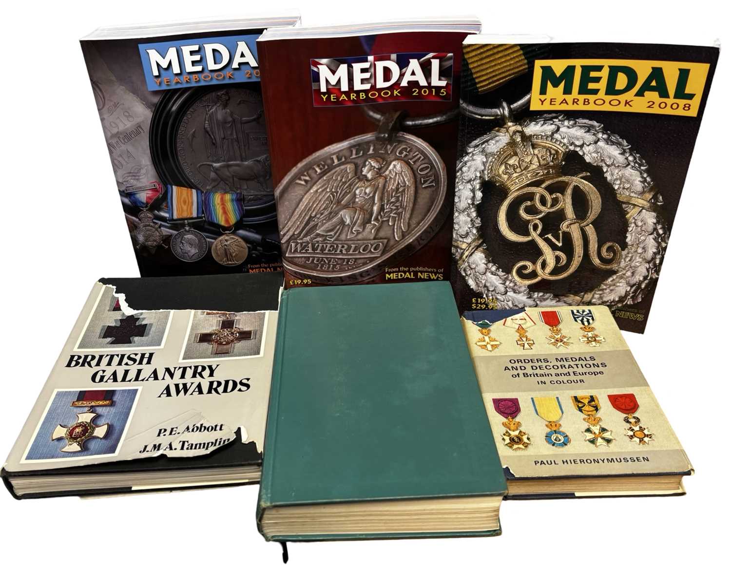 Lot 56 - MILITARY MEDALS: 6 Titles: MEDAL YEARBOOK 2014,...