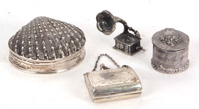 Lot 154 - Mixed Lot:  A modern 925 marked shell pill box,...