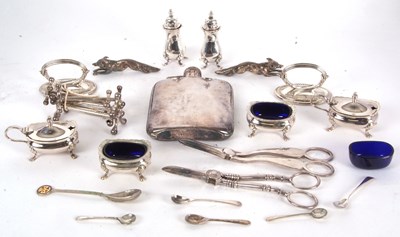 Lot 192 - A quantity of silver plated items to include a...