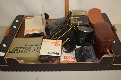 Lot 13 - A boxed lot of vintage cameras, binoculars and...