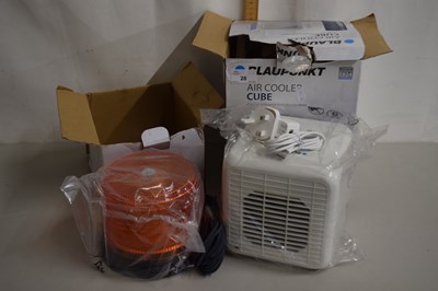 Lot 28 - A Blaupunkt air cooler cube together with a...