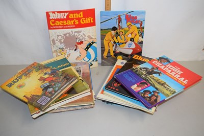 Lot 30 - A collection of various vintage children's...