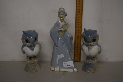 Lot 53 - A Spanish figurine and pair of owls