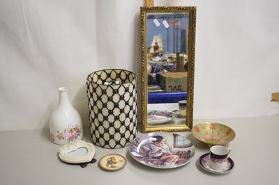 Lot 152 - Mixed Lot: Small wall mirror, collectors plate,...