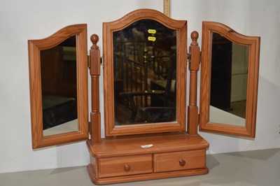 Lot 287 - A modern triple dressing table mirror