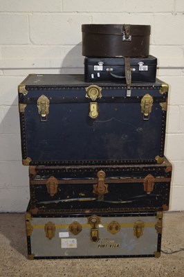 Lot 328 - A group of three vintage trunks and two...