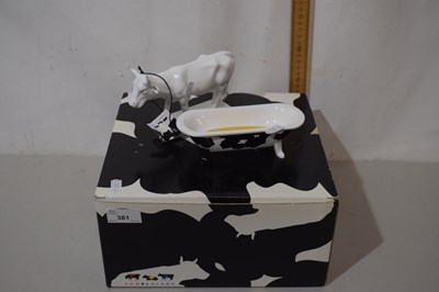 Lot 381 - A modern boxed cow parade wet dreams model