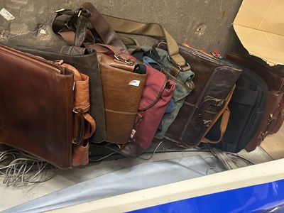 Lot 541 - Mixed Lot: Various leather cases and others