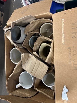 Lot 547 - Box of pottery tankards