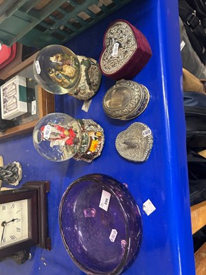 Lot 596 - Mixed Lot: Pill boxes, snow scenes, glass bowl...