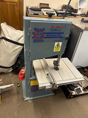 Lot 667 - A Drillmaster DMB65 band saw