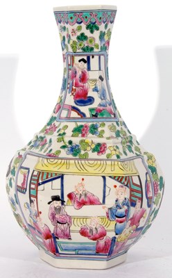 Lot 162 - Chinese Famille Rose/Vert Vase