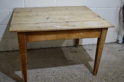 Lot 331 - Pine kitchen table