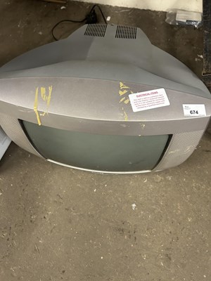 Lot 674 - A Philips television