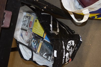 Lot 615 - A bag of various CD's etc