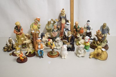 Lot 141 - Quantity of assorted figurines