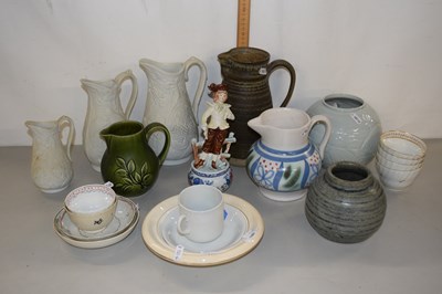 Lot 172 - Assorted ceramics, jugs and other items