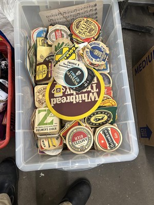 Lot 761 - Large extensive quantity of 20th Century beer...