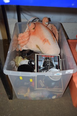 Lot 546 - Mixed Lot: Jaja Binks backpack, Star Wars...