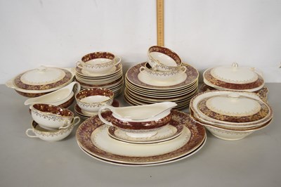 Lot 5 - Quantity of Meakin Sol gilt decorated table wares