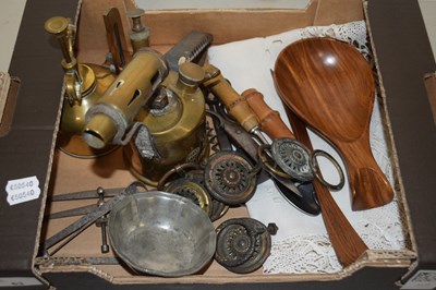 Lot 63 - Mixed Lot:   Oil cans, wick snuffers,...