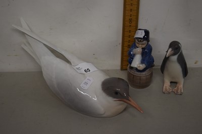 Lot 65 - Royal Copenhagen seagull, penguin and a small...